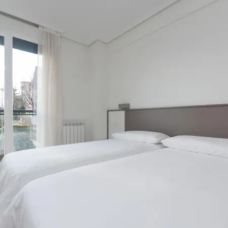 Ulia C - Local Rentss Apartamento *